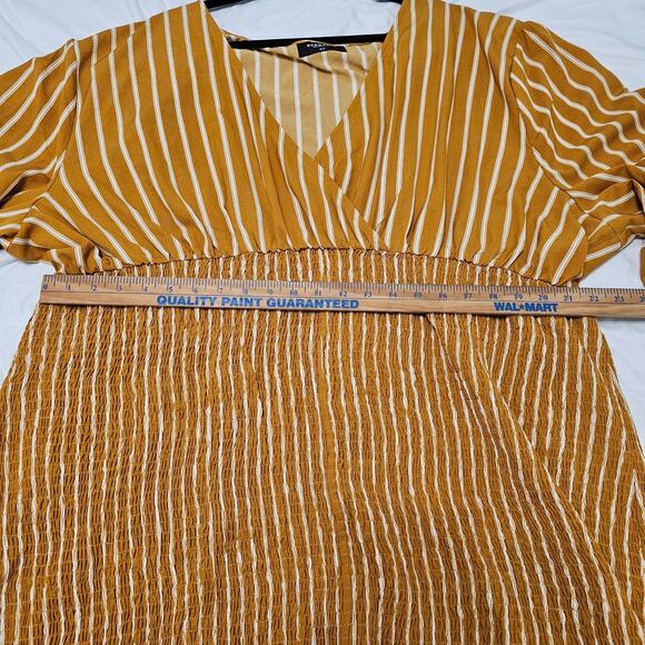 Rebdolls See It All Vertical Striped Smocked Mini Dress Mustard Size 5X - Picture 8 of 9